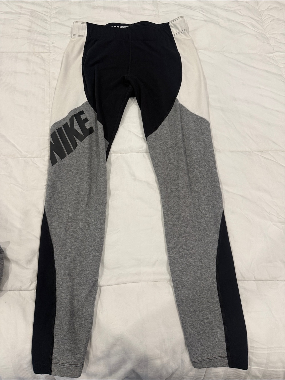 Nike Kids Black/Gray/White Colorblock Athletic Leggings